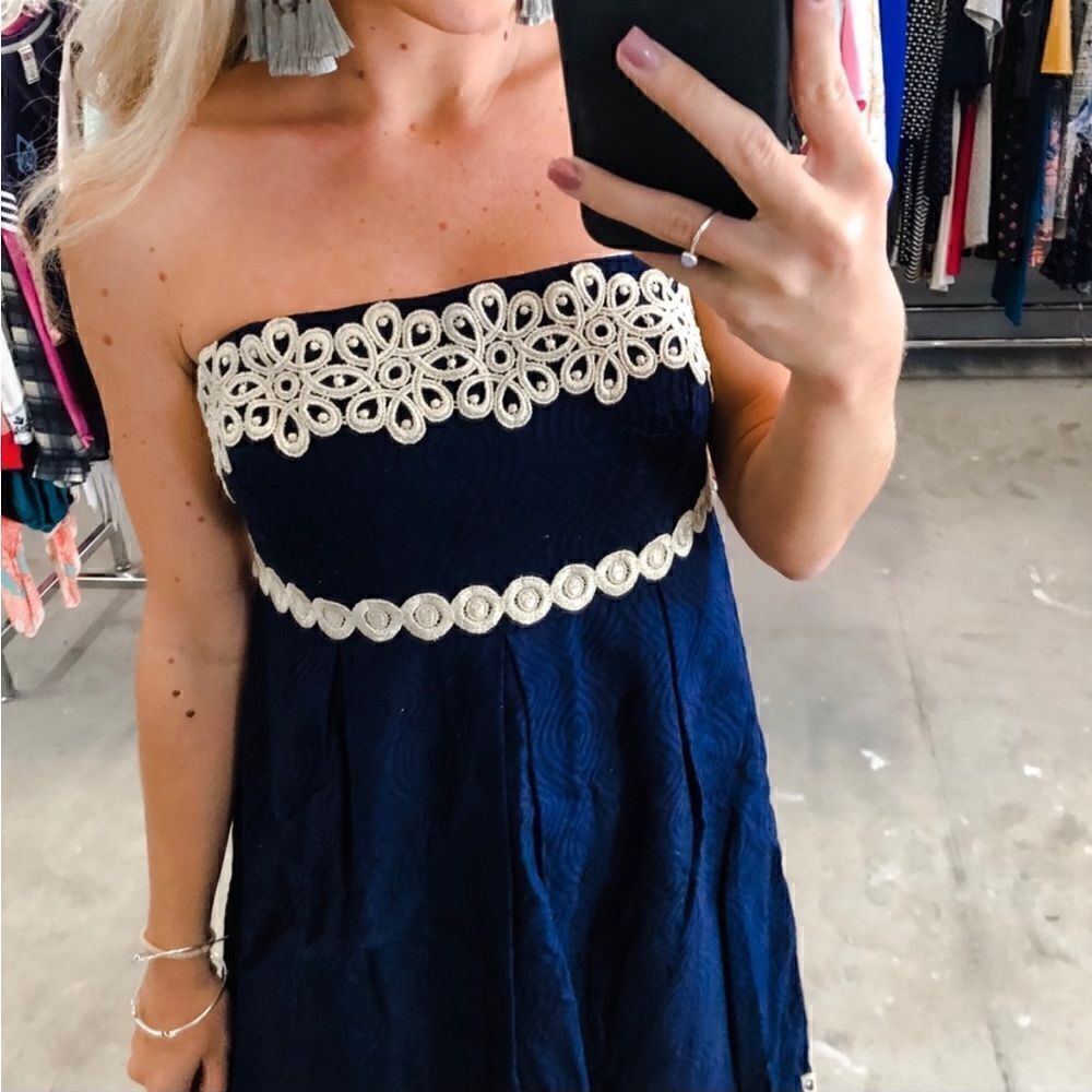 Lilly Pulitzer Betsey Navy and Gold Jacquard Strapless Dress Size 2 - Picture 16 of 16